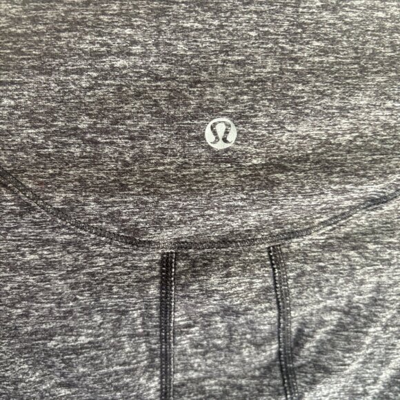 Lululemon Athletica Women's Run Your Heart Out Ruffle QuarterZip Black Gray 4 - Picture 13 of 13
